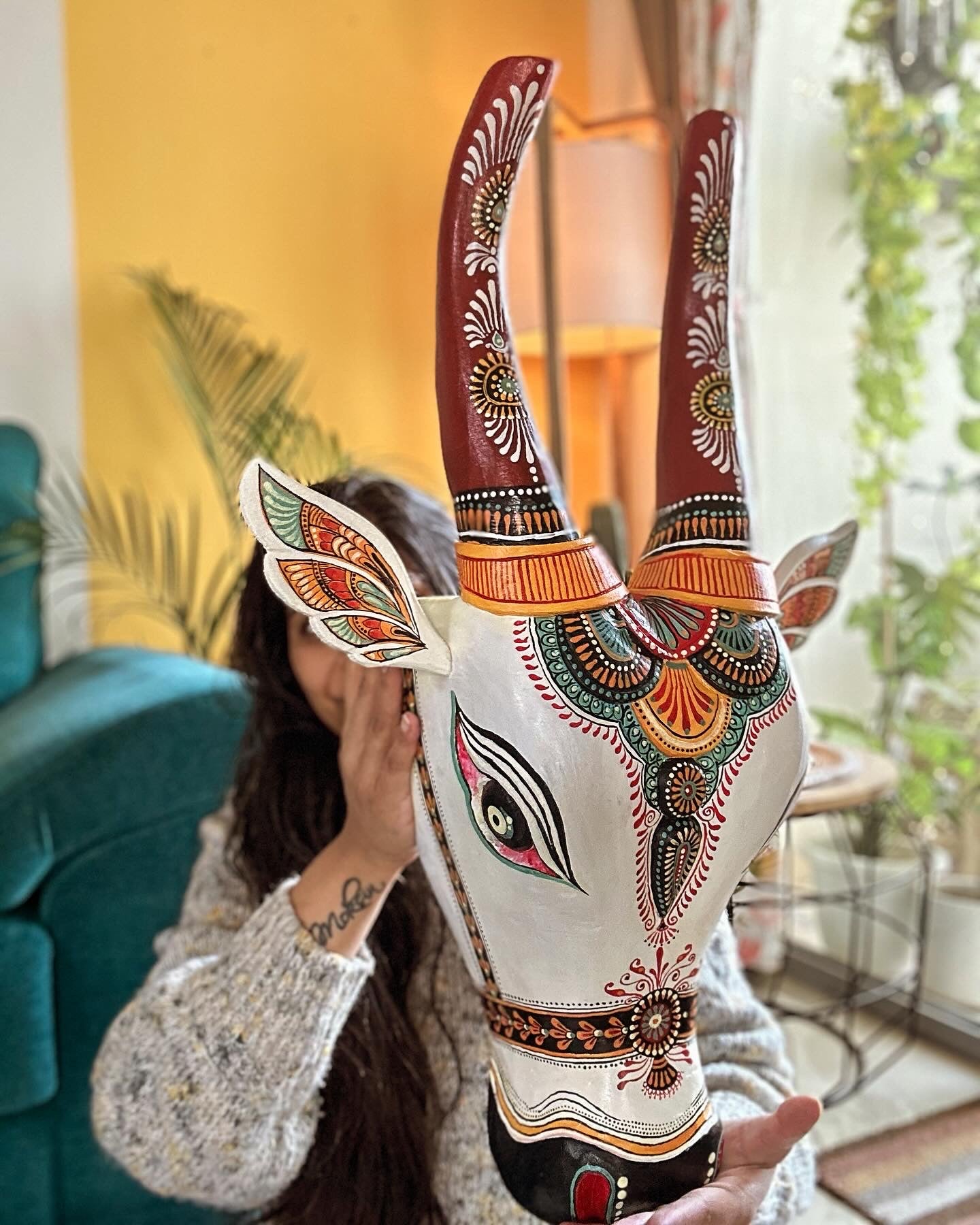 Hand-Painted Wooden Cow Head β Traditional Folk Art Elegance ππ¨