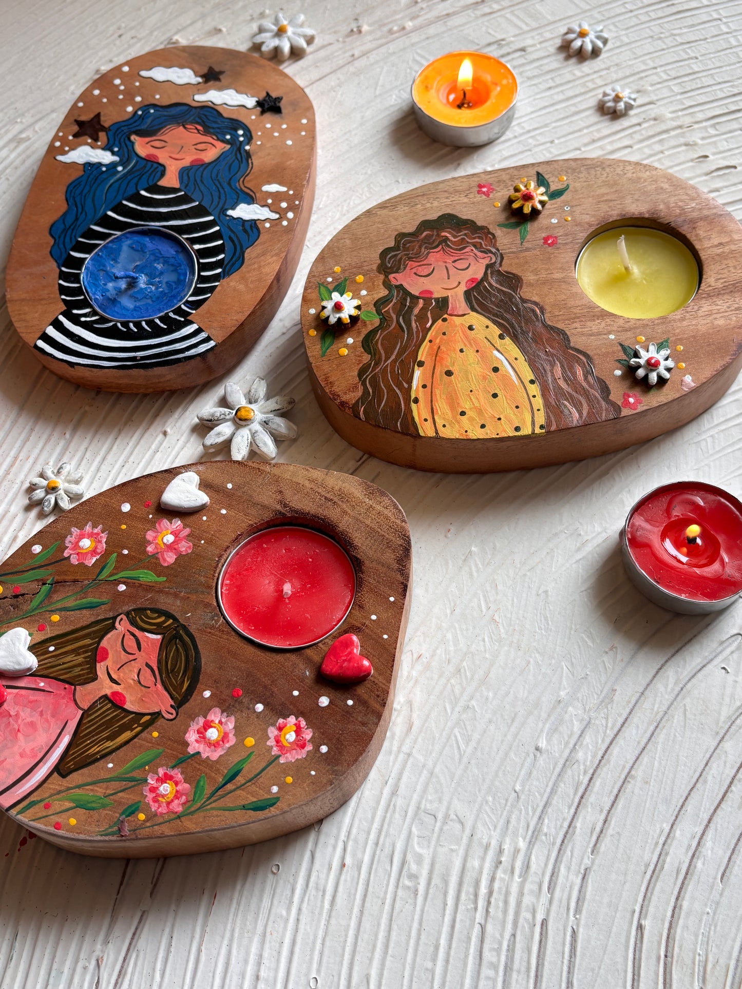 Hand-Painted Tealight Holders β Whimsical Women & Warm Glows π―οΈβ¨