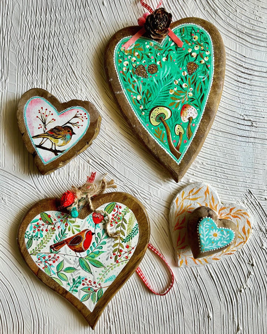 Hand-Painted Wooden Heart Ornaments – A Touch of Rustic Charm ❤️🌿