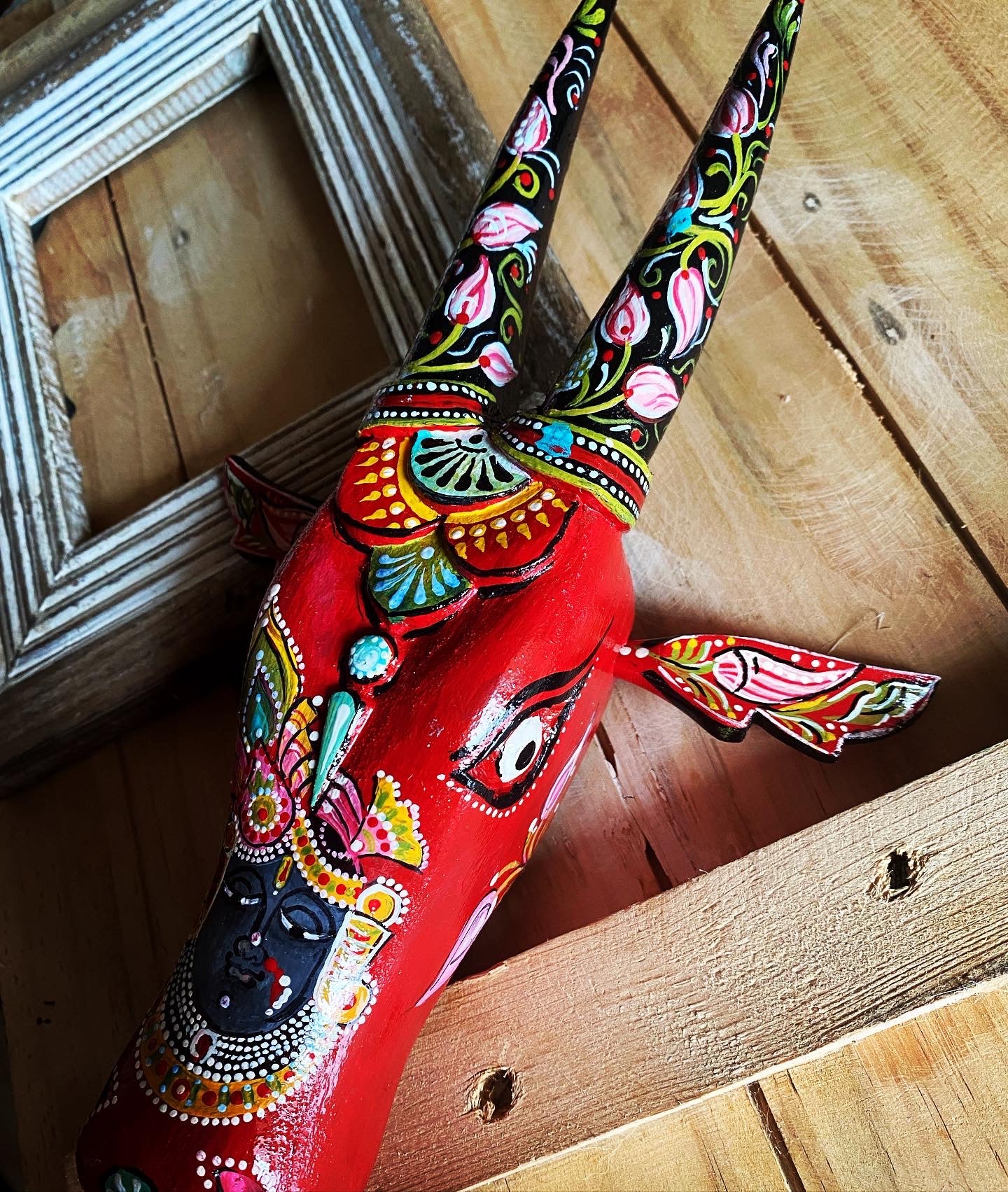 “Divine Folk Grace” Cow Head – Hand-Painted Krishna Tribal Mask Wall Art 🎨